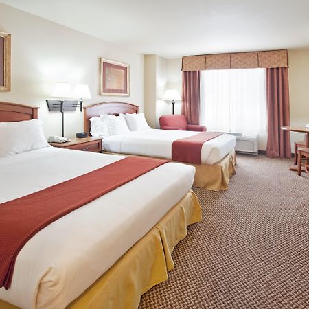 Holiday Inn Express Hotel & Suites Cedar City, An Ihg Hotel Δωμάτιο φωτογραφία